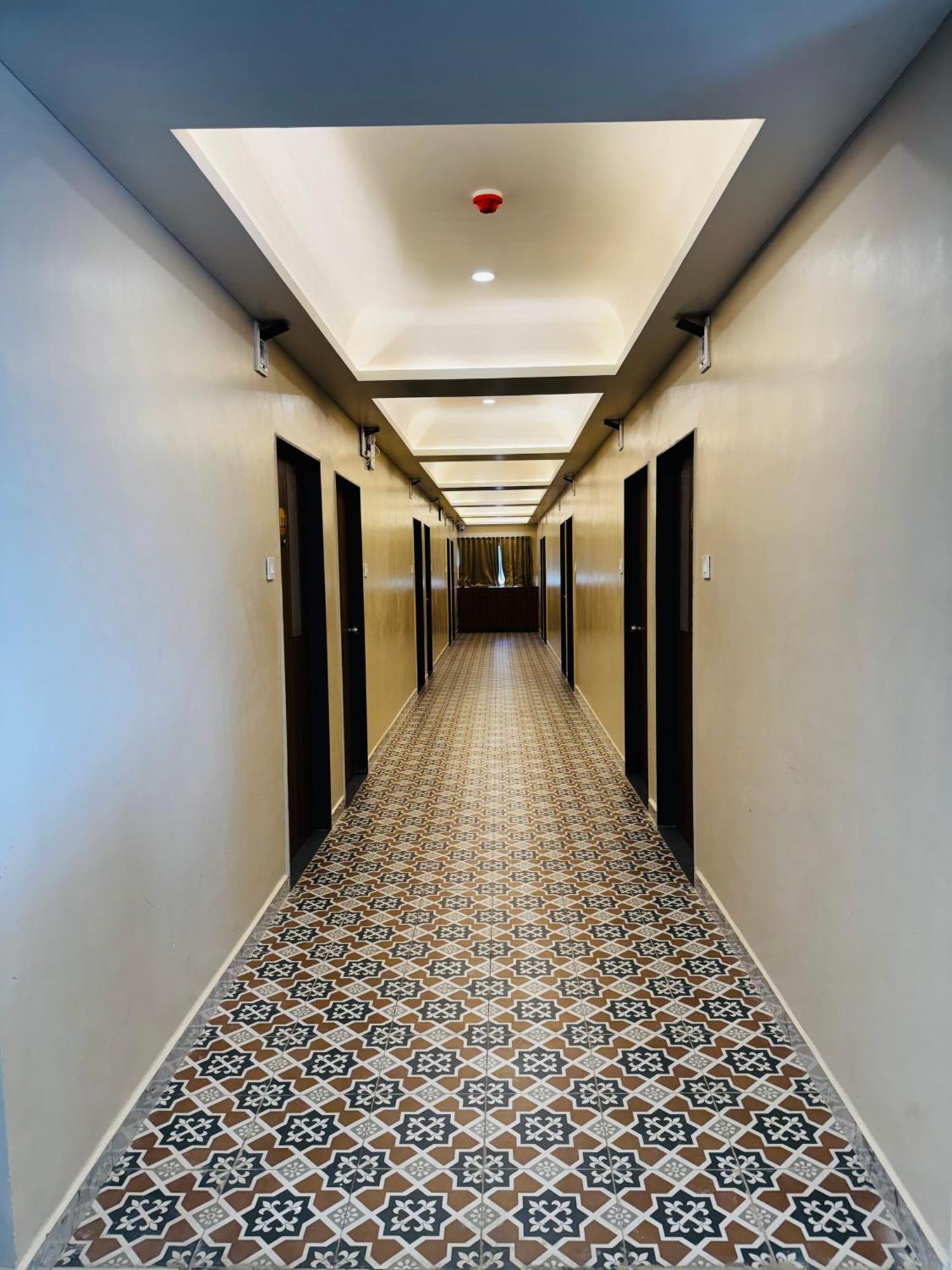 Hotel Fun N Food Bhuj Exterior foto